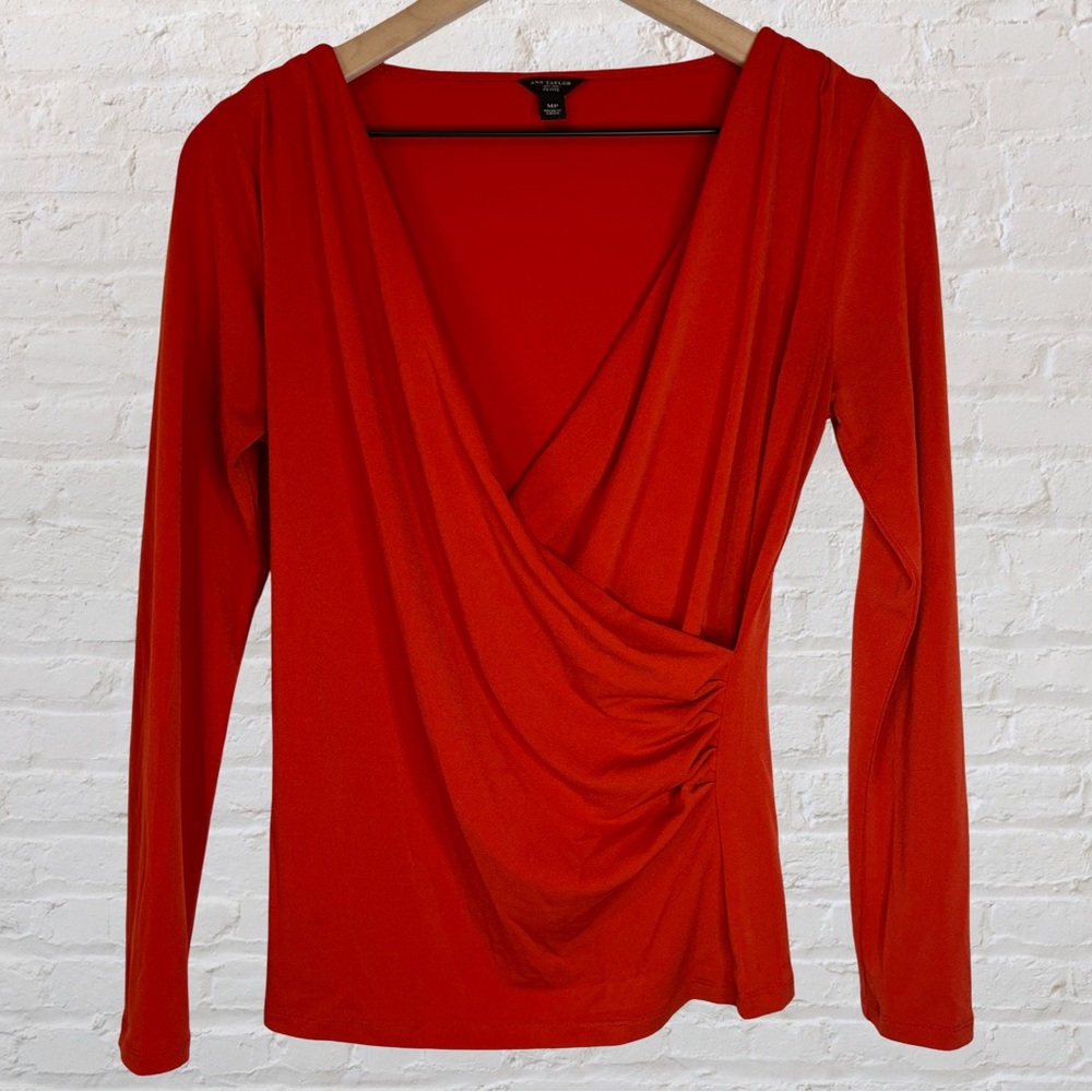 Ann Taylor Orange Side Scrunch Women’s Blouse, Size MP